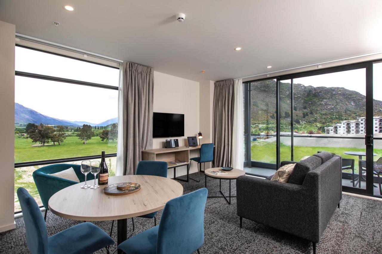 Quest Queenstown Apartments Remarkables Park Bagian luar foto