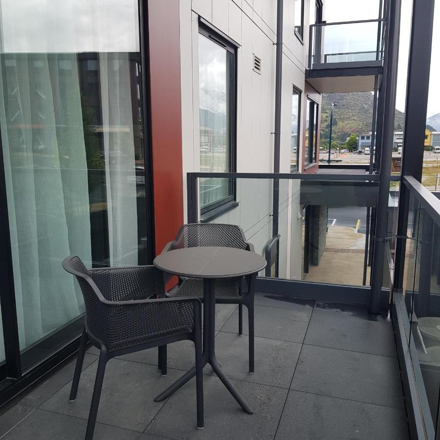 Quest Queenstown Apartments Remarkables Park Bagian luar foto