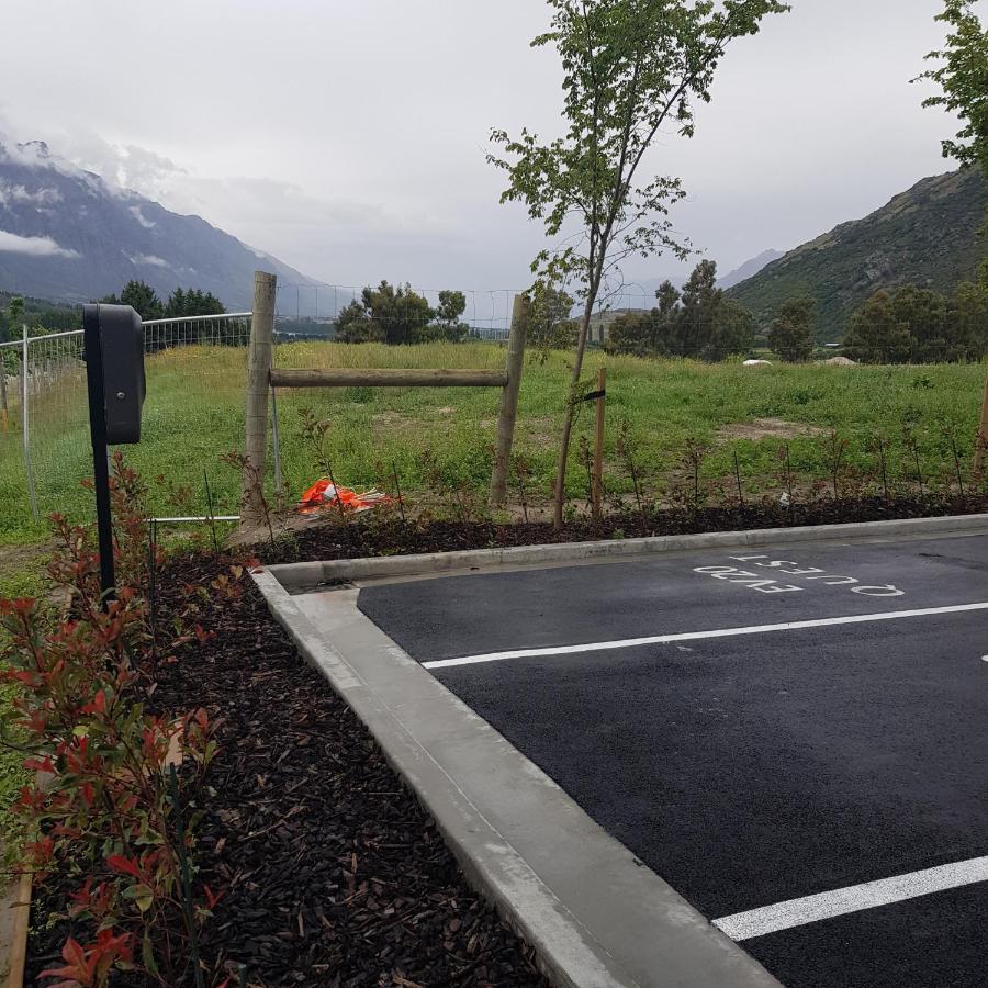 Quest Queenstown Apartments Remarkables Park Bagian luar foto